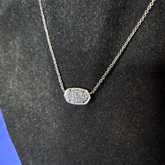 Kendra Scott Elisa Pendant Necklace in Black Druzy - Picture 16 of 16